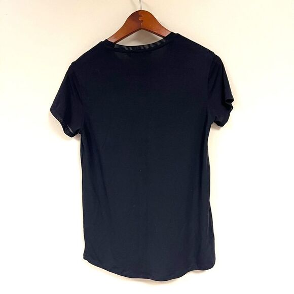 Athleta mesh short sleeve black top. Size M - Picture 4 of 6